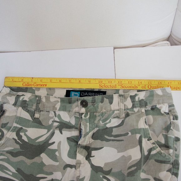 Darring Camo Jeans Size: 34x32 - Picture 7 of 7
